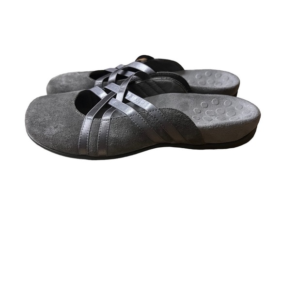 VIONIC Claire Charcoal Gray Suede Slip On Strappy Crisscross Strap Mules Size 8 - Picture 3 of 8
